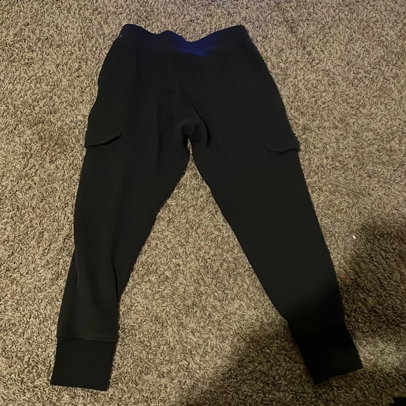 Black Cargo sweats - Picture 2 of 2